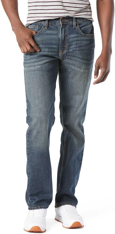 Levi Strauss Signature Gold Men's Relaxed Fit Flex Jeans (Available in Big & Tall)